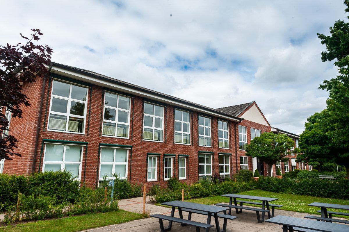 Gebäude der Privatschule Gymnasium Lüneburger Heide